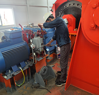 敬業(yè)“華新人”王劍：不抱怨、不懈怠，用行動(dòng)追求卓越